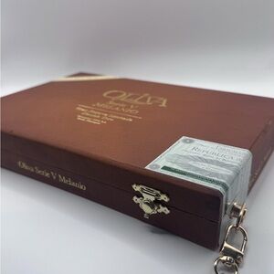 Handmade Purse made from wooden Oliva Serie V Melanio Cigar Box with Gold Chain